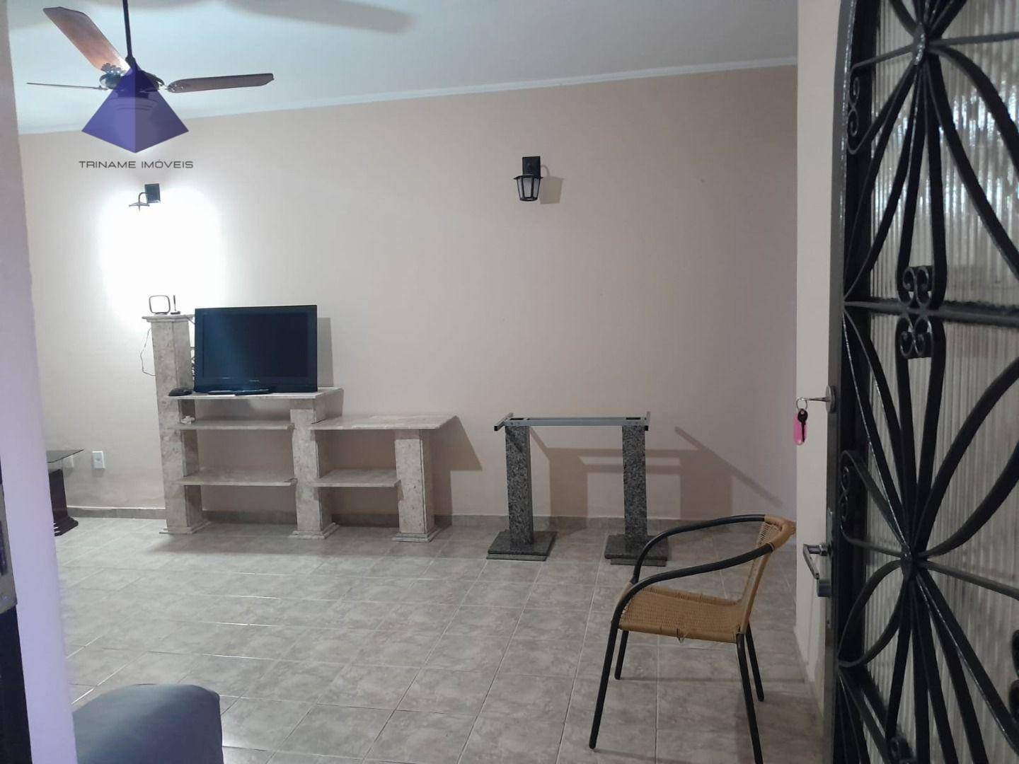 Casa à venda com 3 quartos, 150m² - Foto 1