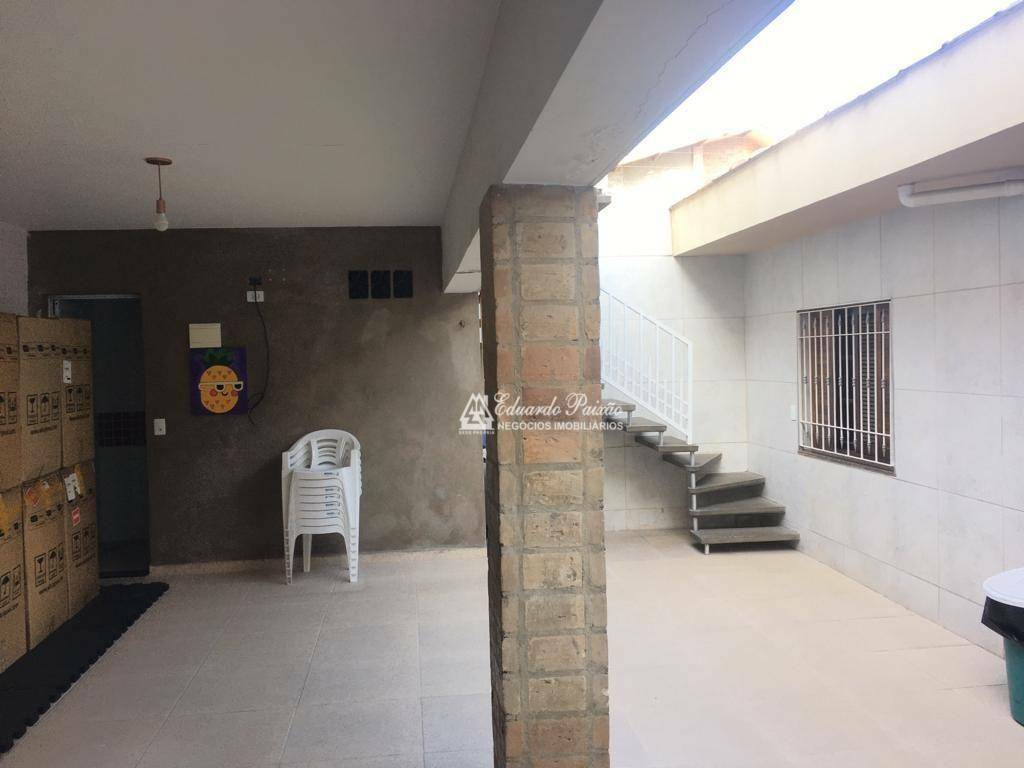 Casa à venda com 3 quartos, 236m² - Foto 36