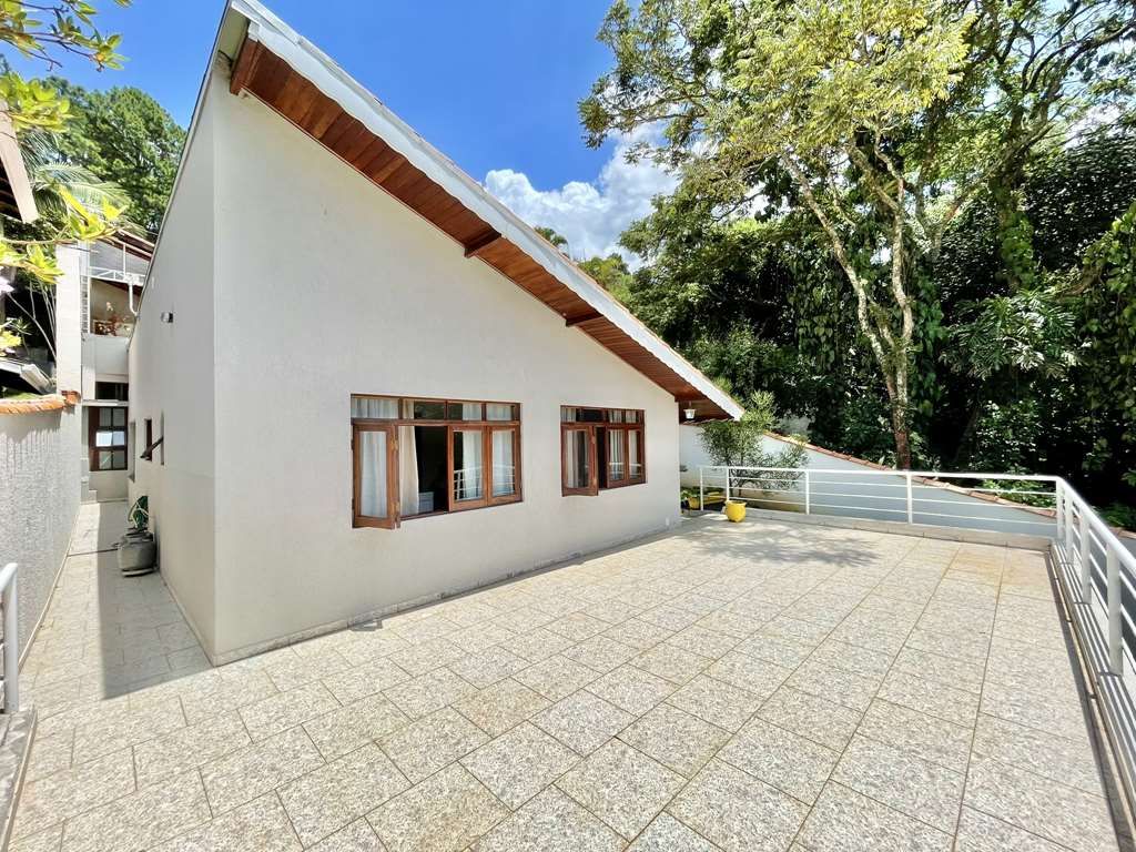 Casa de Condomínio à venda com 3 quartos, 215m² - Foto 47