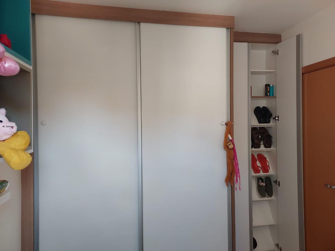 Apartamento à venda com 2 quartos, 60m² - Foto 21