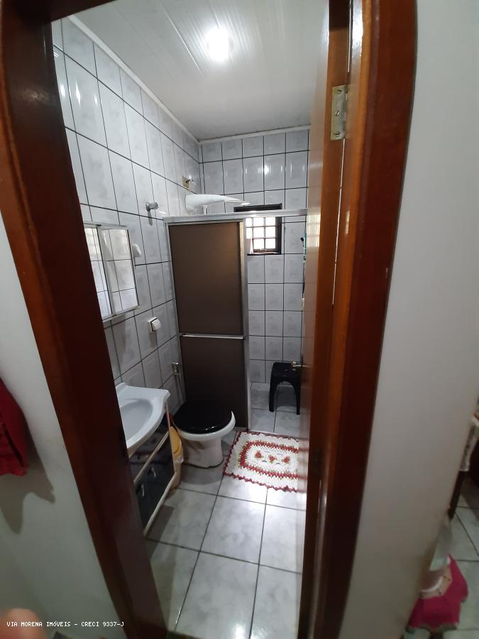 Casa à venda com 5 quartos, 300m² - Foto 12