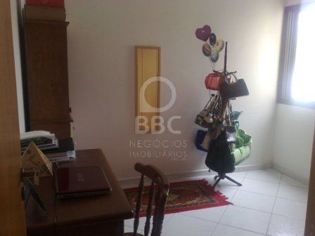 Apartamento à venda com 3 quartos, 95m² - Foto 10