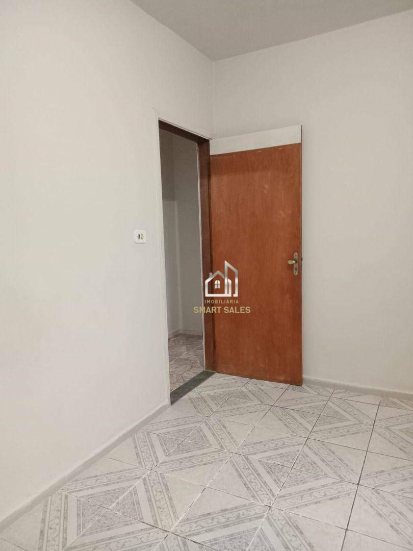 Casa à venda com 8 quartos, 350m² - Foto 18