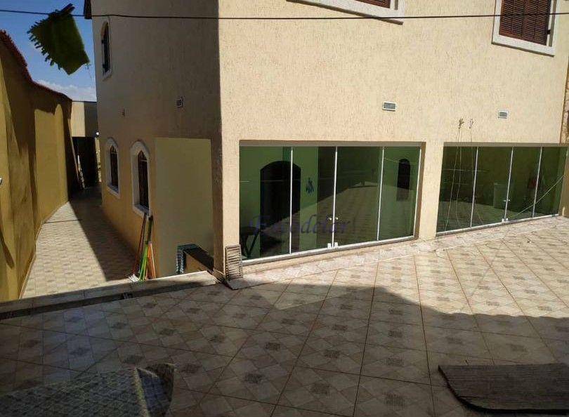 Sobrado à venda com 4 quartos, 350m² - Foto 37