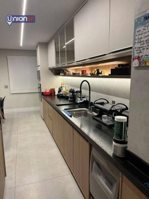 Apartamento à venda com 3 quartos, 158m² - Foto 17