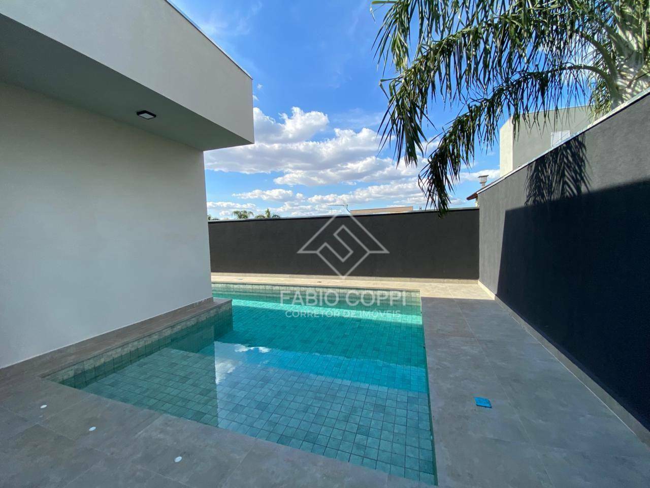 Casa de Condomínio à venda com 4 quartos, 261m² - Foto 10