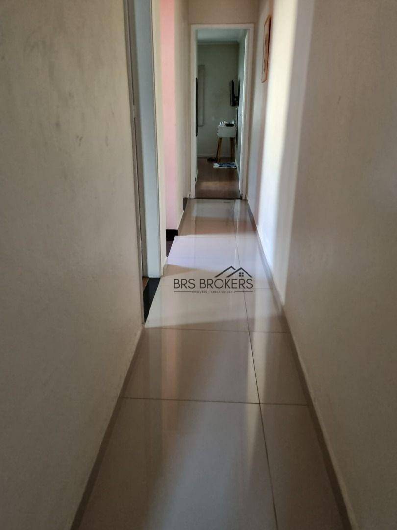 Sobrado à venda com 3 quartos, 198m² - Foto 13