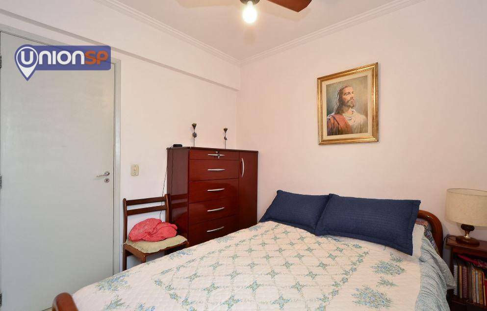 Apartamento à venda com 2 quartos, 63m² - Foto 8