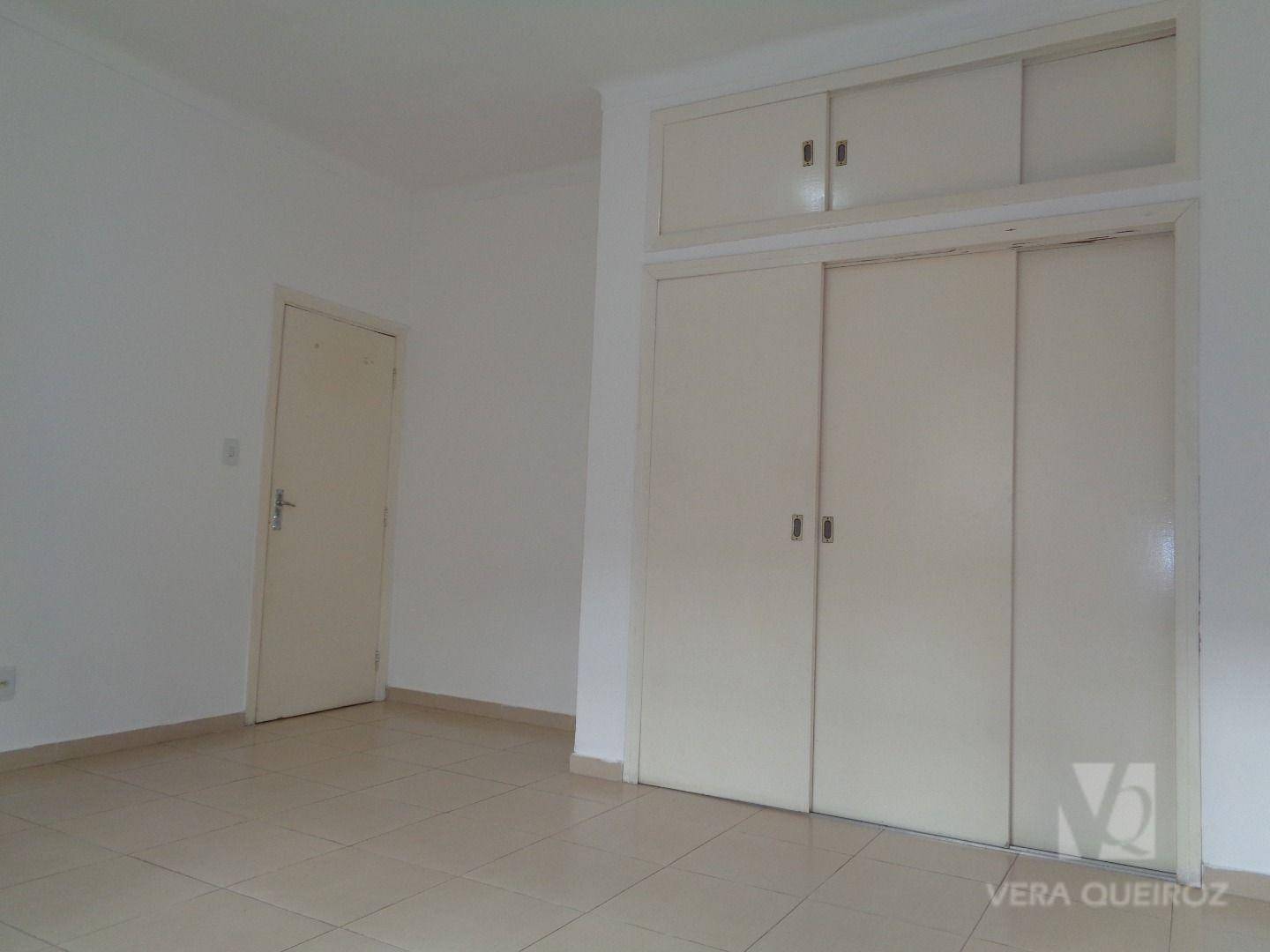 Apartamento para alugar com 3 quartos, 80m² - Foto 6