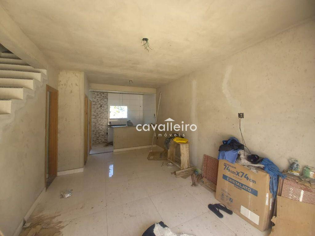 Casa à venda com 2 quartos, 74m² - Foto 2