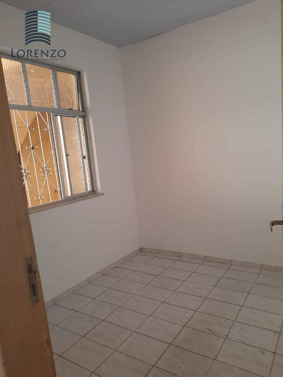 Casa à venda e aluguel com 4 quartos, 250m² - Foto 17