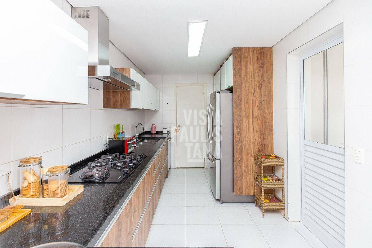 Apartamento à venda com 3 quartos, 240m² - Foto 24