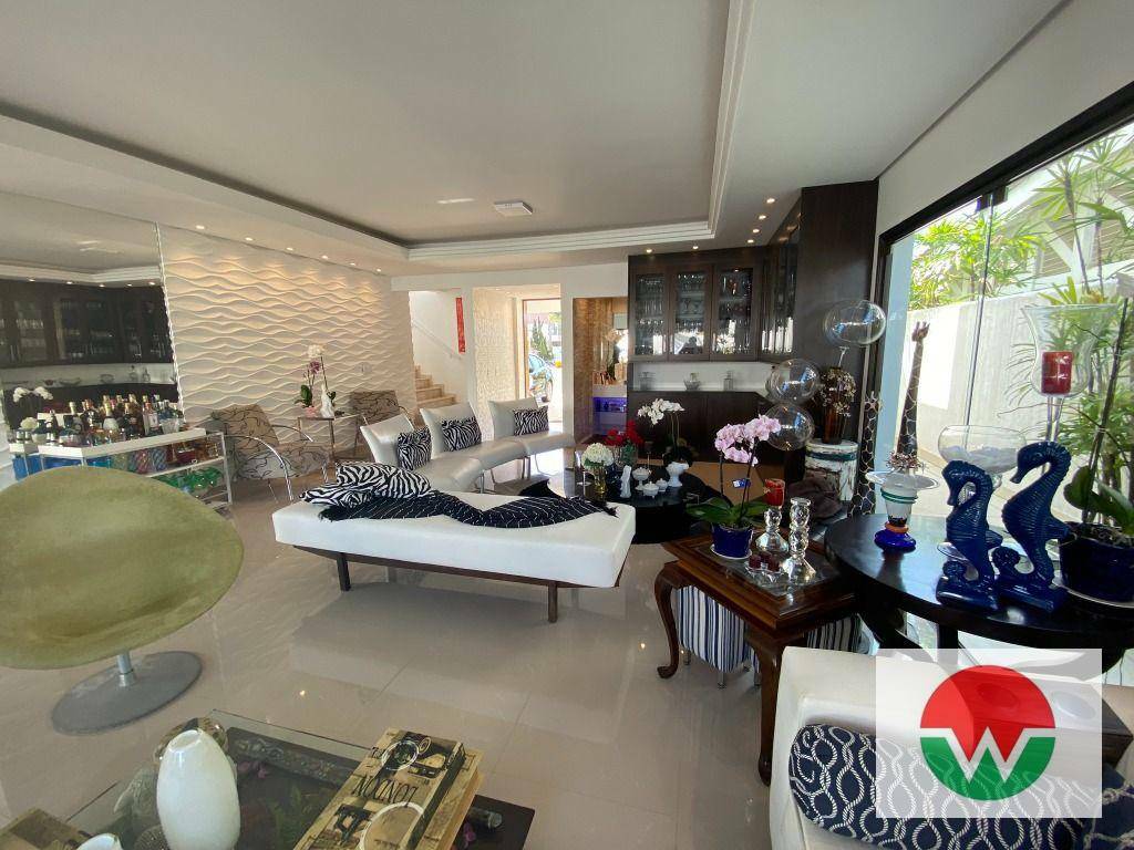 Casa de Condomínio à venda com 4 quartos, 360m² - Foto 3