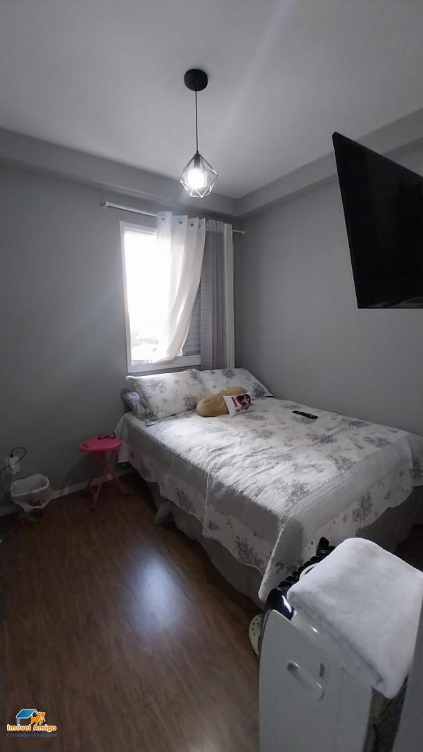 Apartamento à venda com 3 quartos - Foto 12