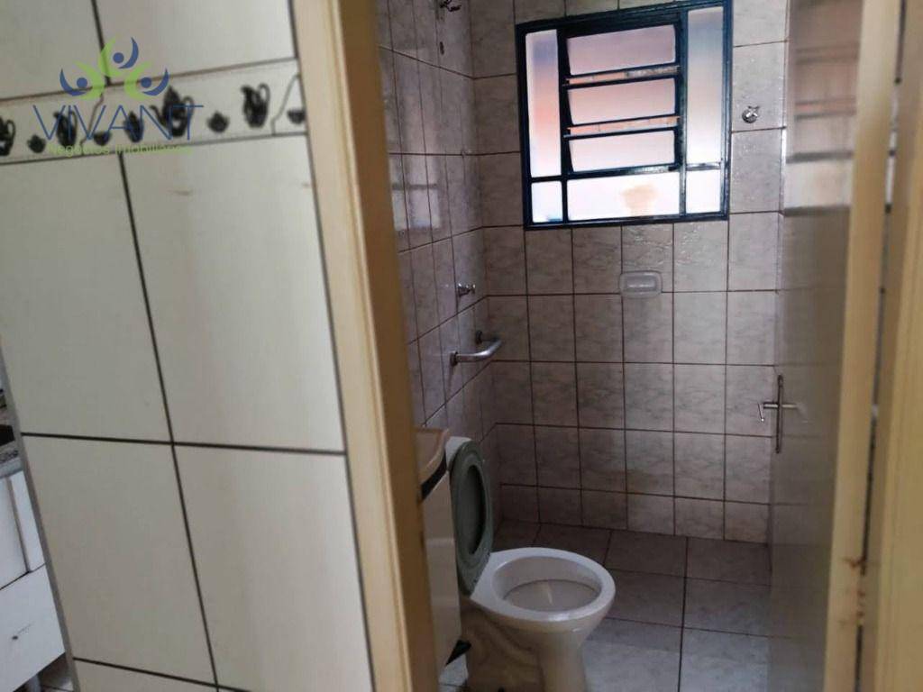 Sobrado para alugar com 2 quartos, 60m² - Foto 4