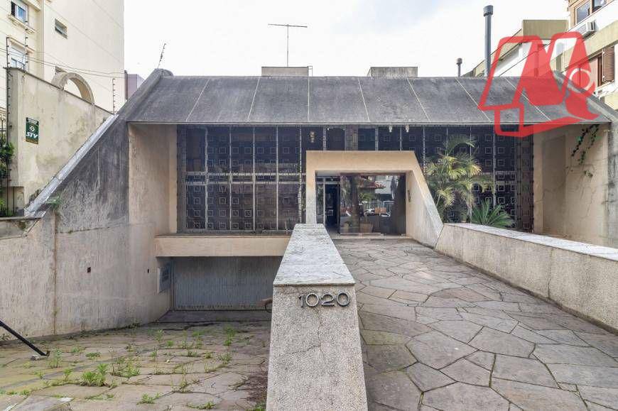Casa à venda e aluguel com 3 quartos, 371m² - Foto 1