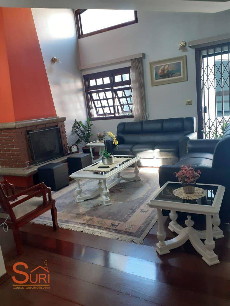 Sobrado à venda com 4 quartos, 290m² - Foto 1