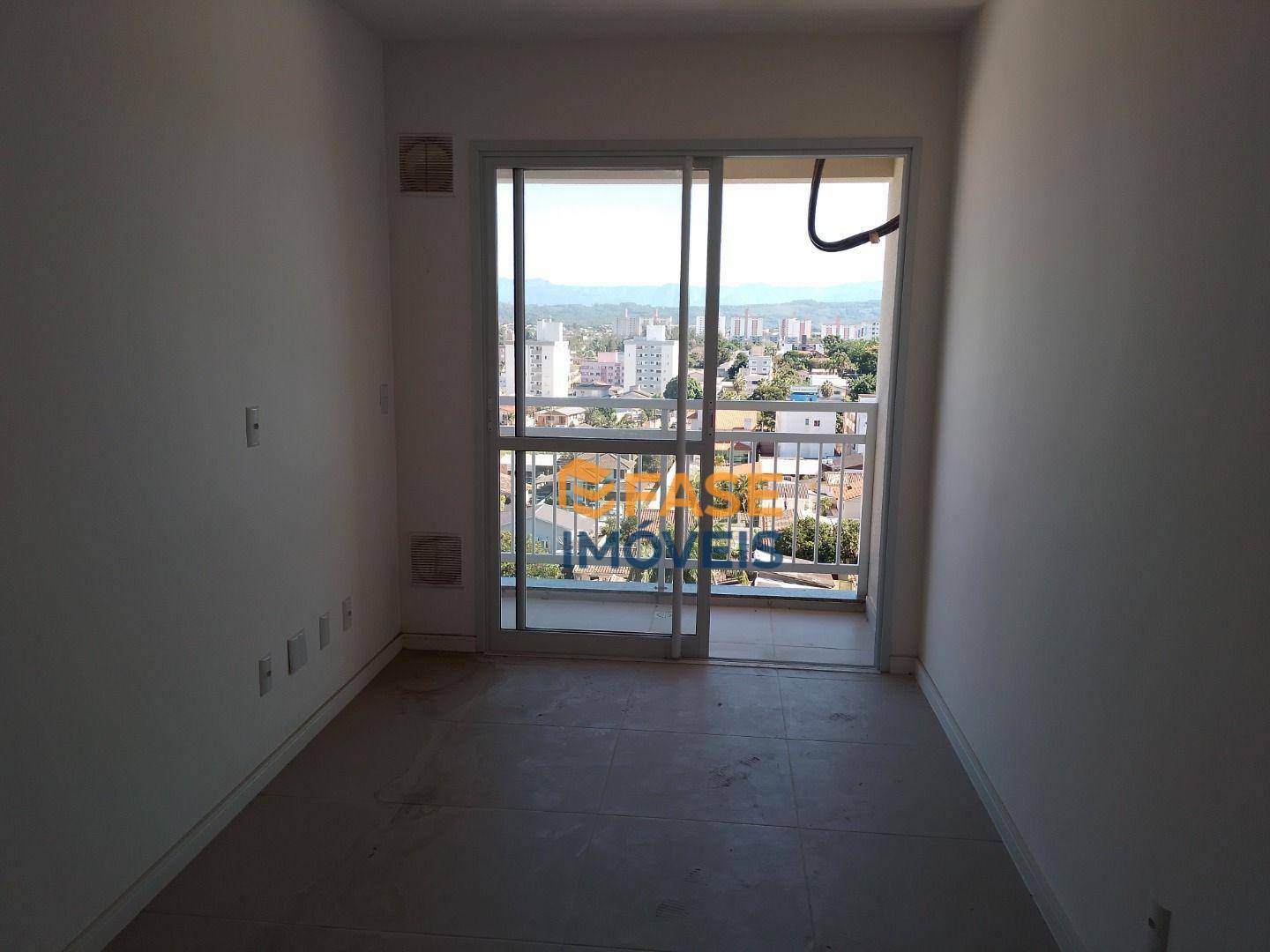 Apartamento à venda com 2 quartos, 57m² - Foto 7