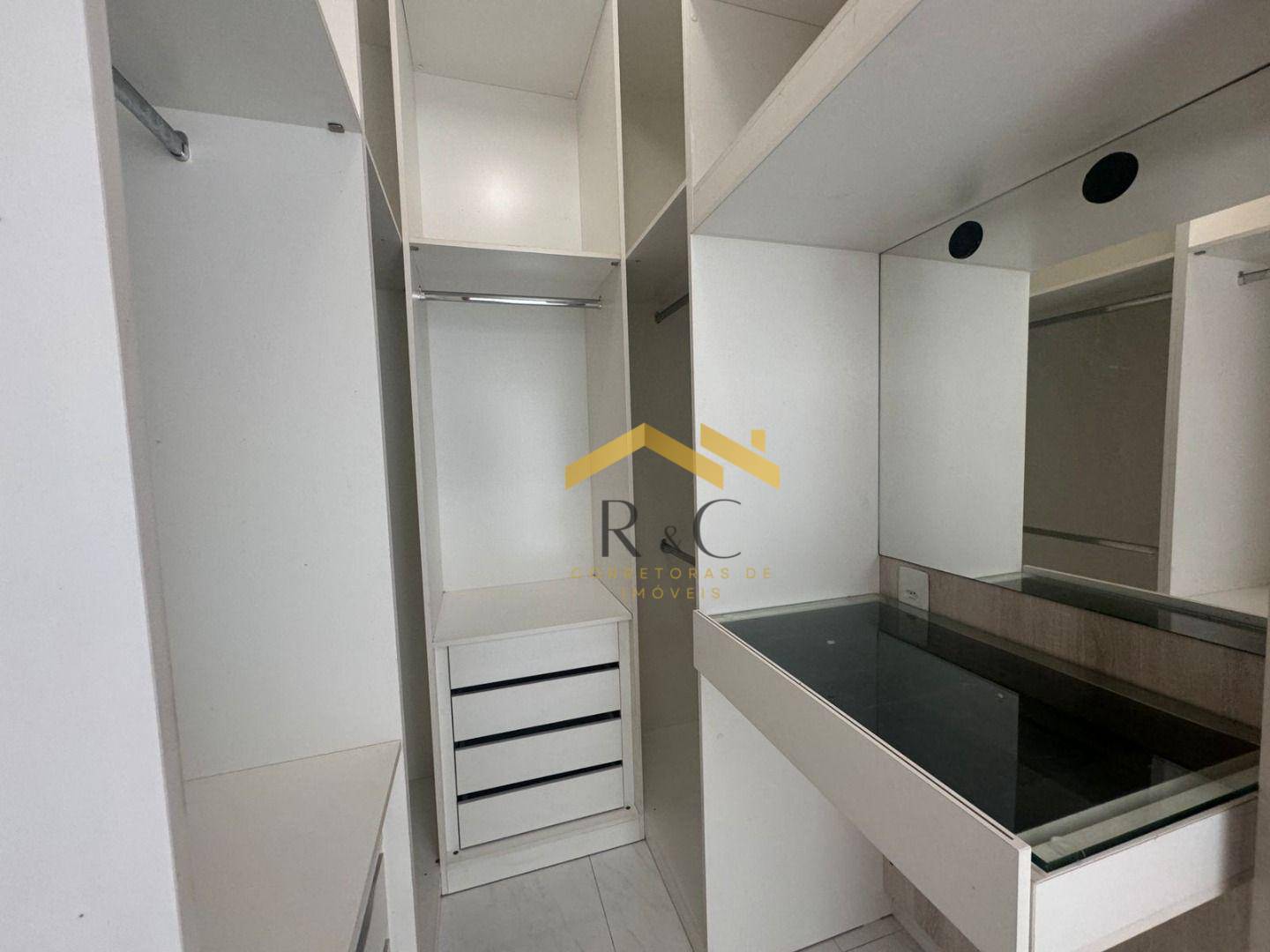 Casa à venda com 4 quartos, 170m² - Foto 19