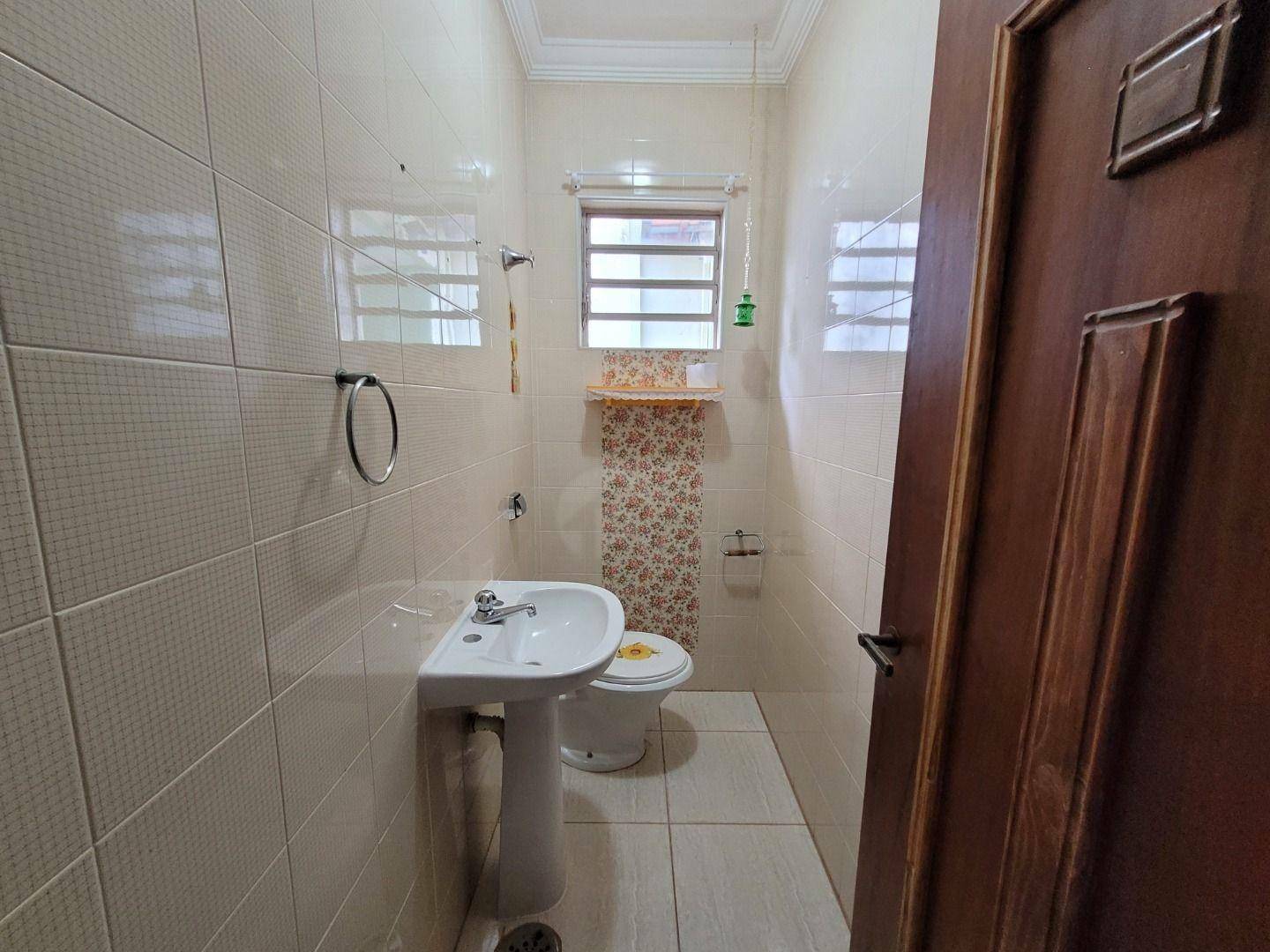 Casa à venda com 3 quartos, 312m² - Foto 18