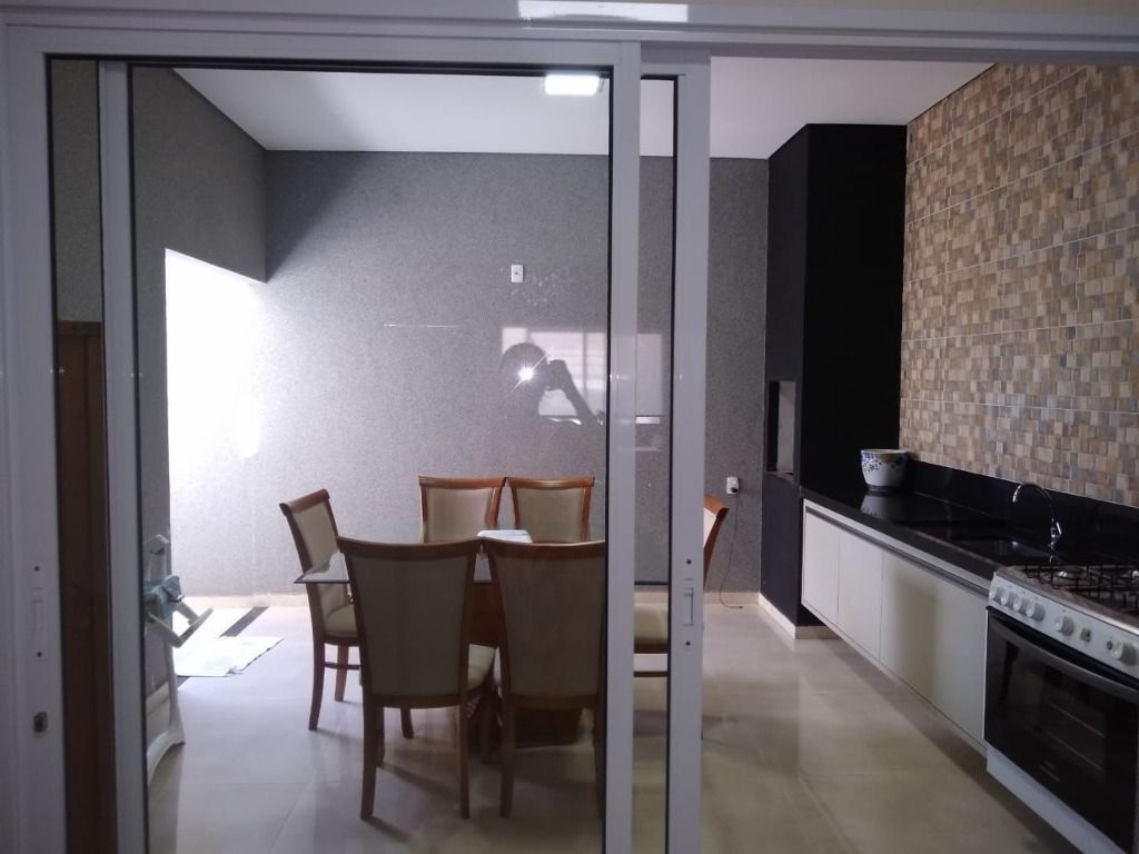 Casa à venda com 3 quartos, 120m² - Foto 3