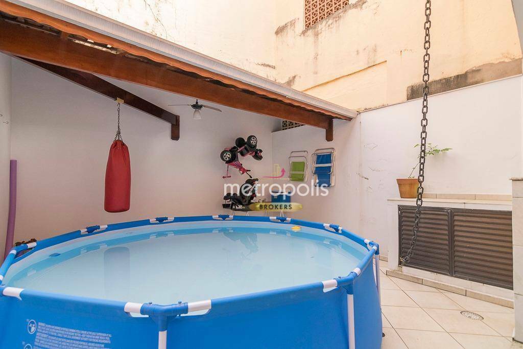 Sobrado para alugar com 3 quartos, 320m² - Foto 23