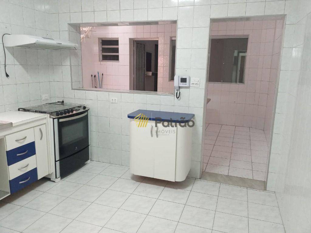 Sobrado à venda com 2 quartos, 165m² - Foto 2