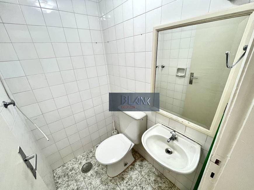 Apartamento para alugar com 4 quartos, 147m² - Foto 26