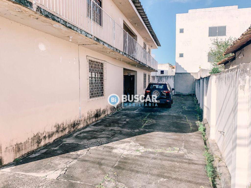 Sobrado à venda com 8 quartos, 400m² - Foto 3