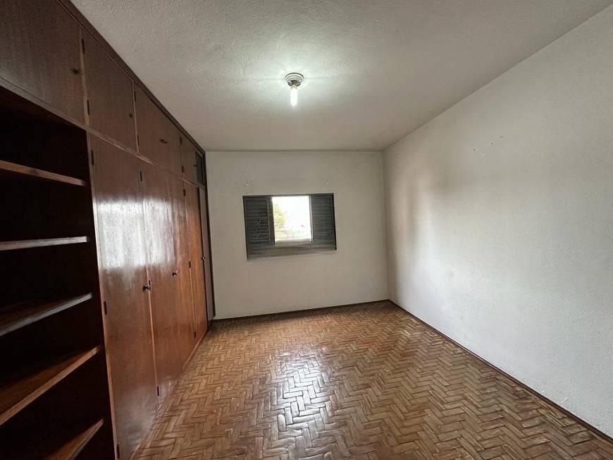 Casa à venda com 3 quartos, 90m² - Foto 9