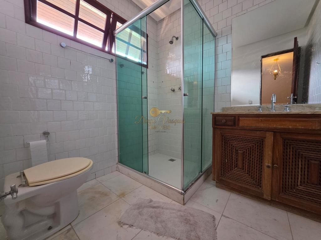 Casa de Condomínio para alugar com 4 quartos, 330m² - Foto 21