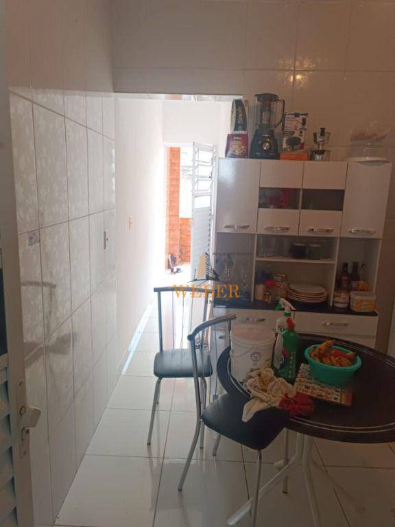 Sobrado à venda com 4 quartos, 200m² - Foto 23