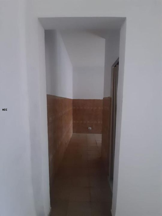 Casa para alugar com 1 quarto, 60m² - Foto 8