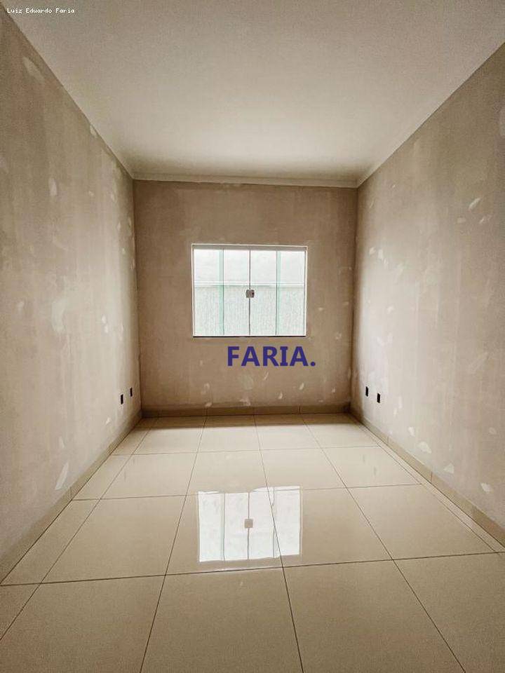 Casa à venda com 3 quartos, 190m² - Foto 8