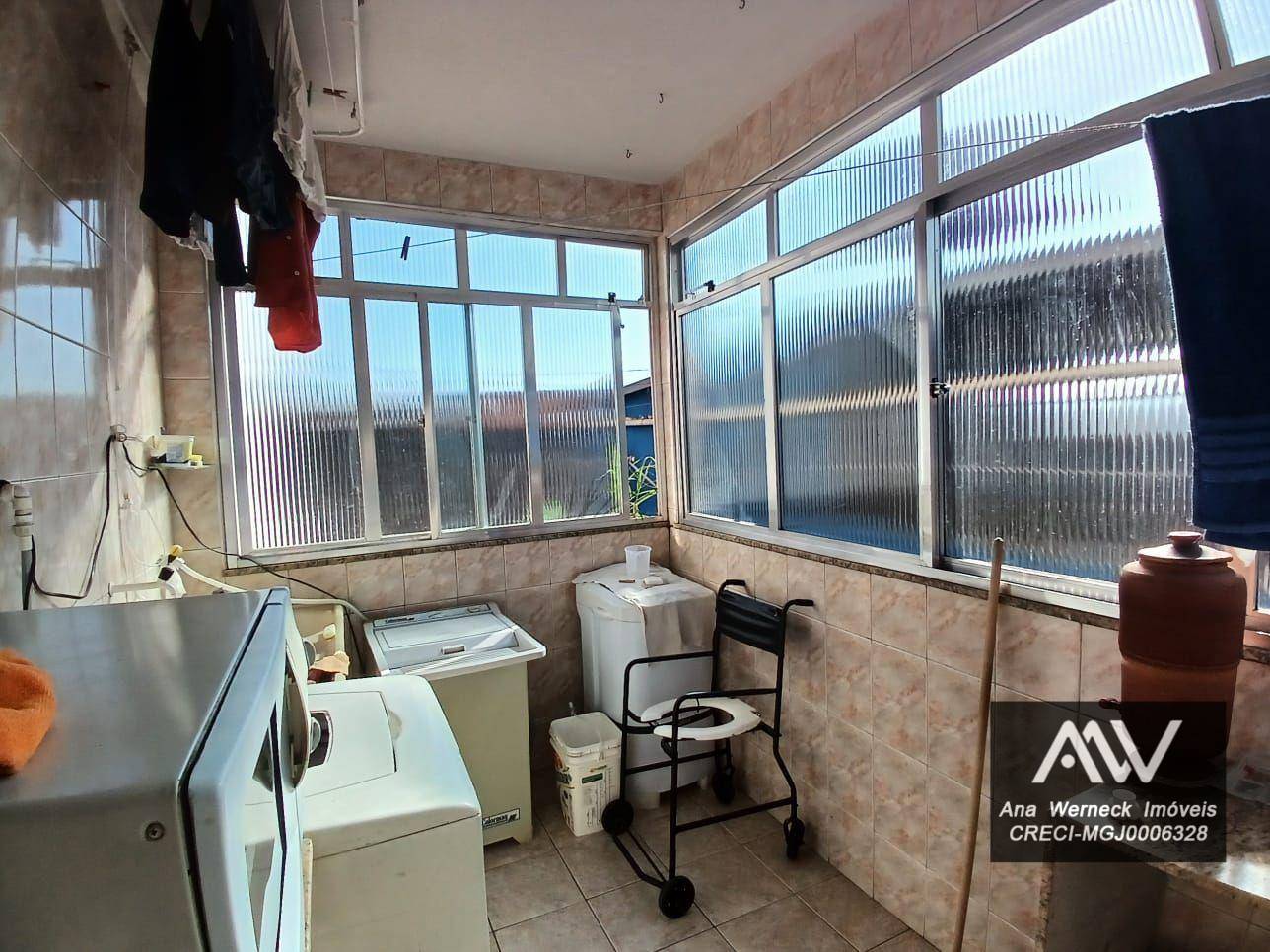 Casa de Condomínio à venda com 4 quartos, 200m² - Foto 9