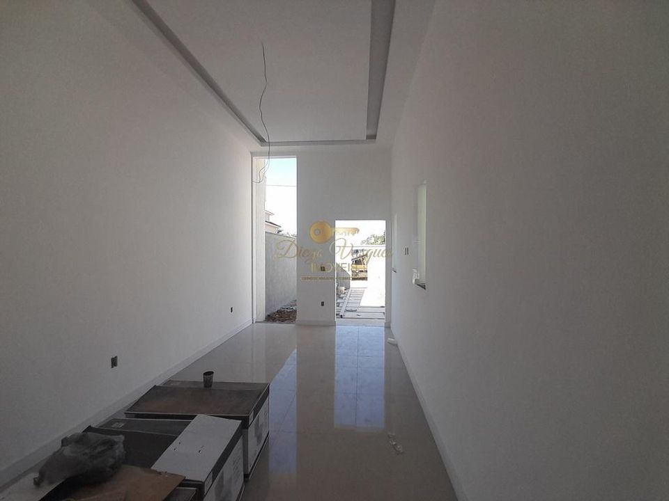 Casa à venda com 2 quartos, 225m² - Foto 4