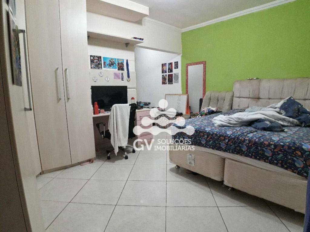 Casa à venda com 3 quartos, 137m² - Foto 14