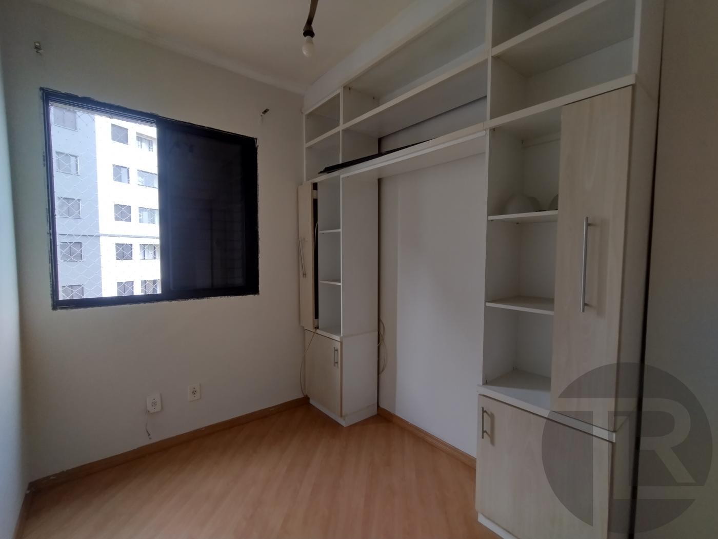 Apartamento à venda com 3 quartos, 66m² - Foto 9