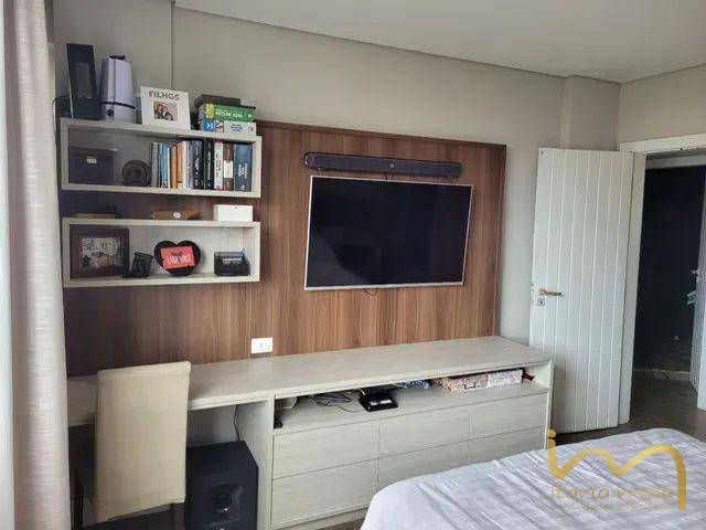 Apartamento à venda com 4 quartos, 215m² - Foto 3