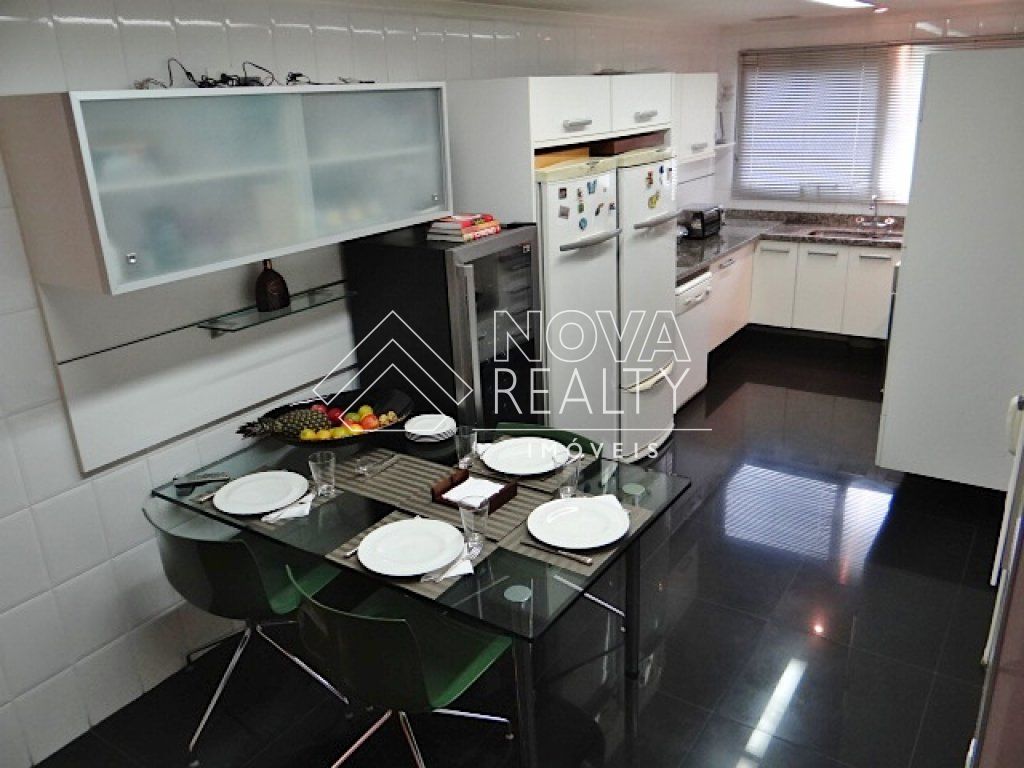 Apartamento à venda com 3 quartos, 172m² - Foto 18