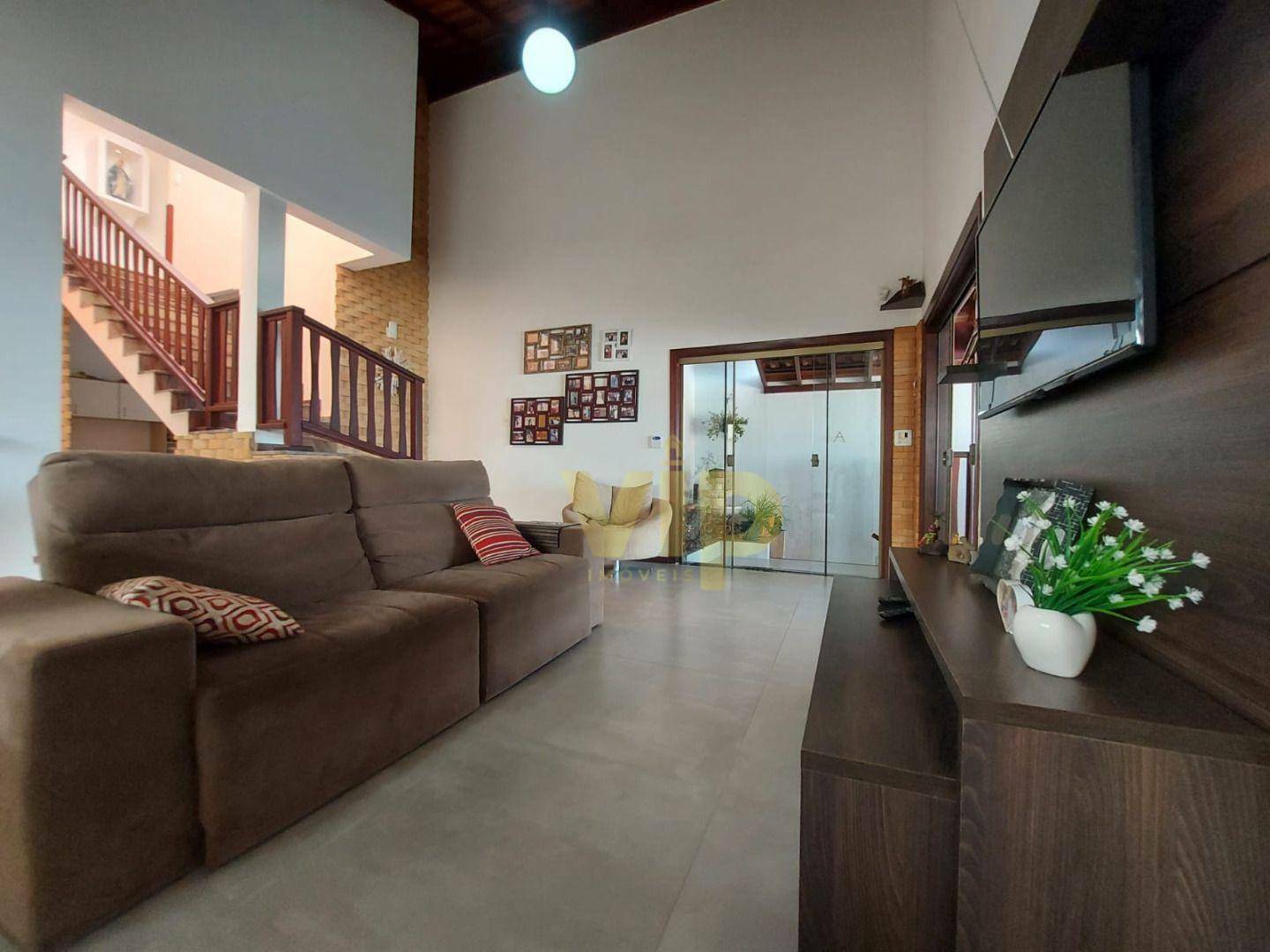 Casa à venda com 4 quartos, 300m² - Foto 8