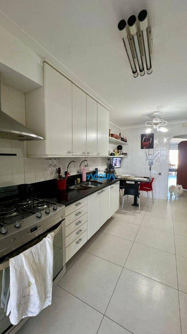 Apartamento à venda com 3 quartos, 175m² - Foto 12