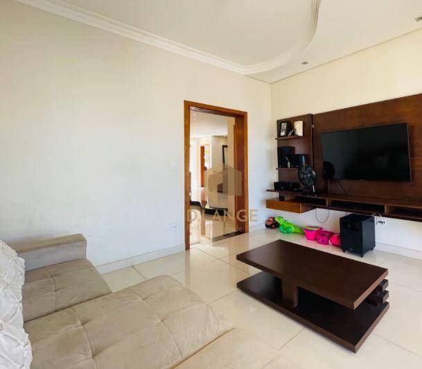 Casa de Condomínio à venda com 4 quartos, 340m² - Foto 11