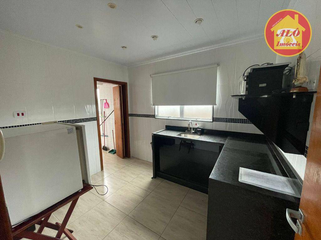 Apartamento à venda com 2 quartos, 70m² - Foto 17