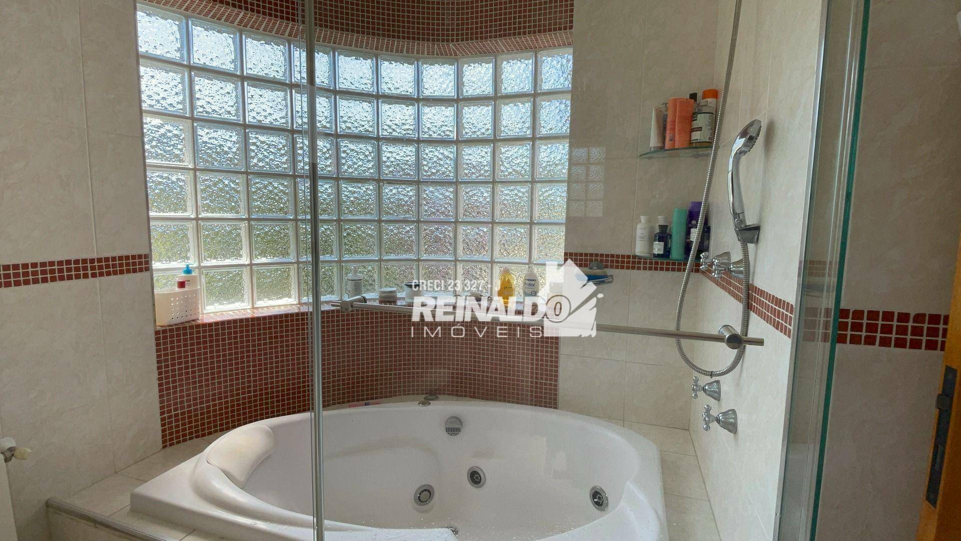 Casa de Condomínio à venda com 3 quartos, 250m² - Foto 28