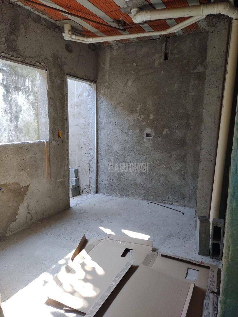 Sobrado à venda com 2 quartos, 65m² - Foto 4