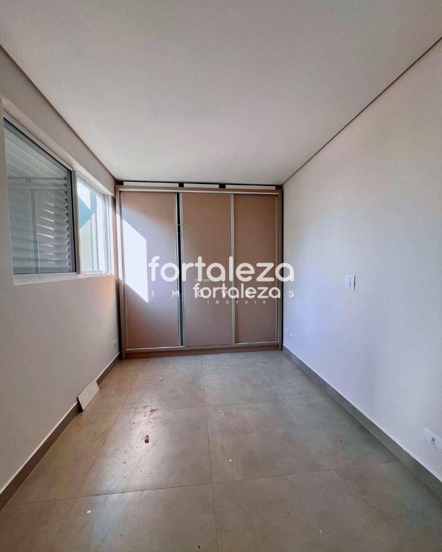 Cobertura à venda com 3 quartos, 145m² - Foto 8