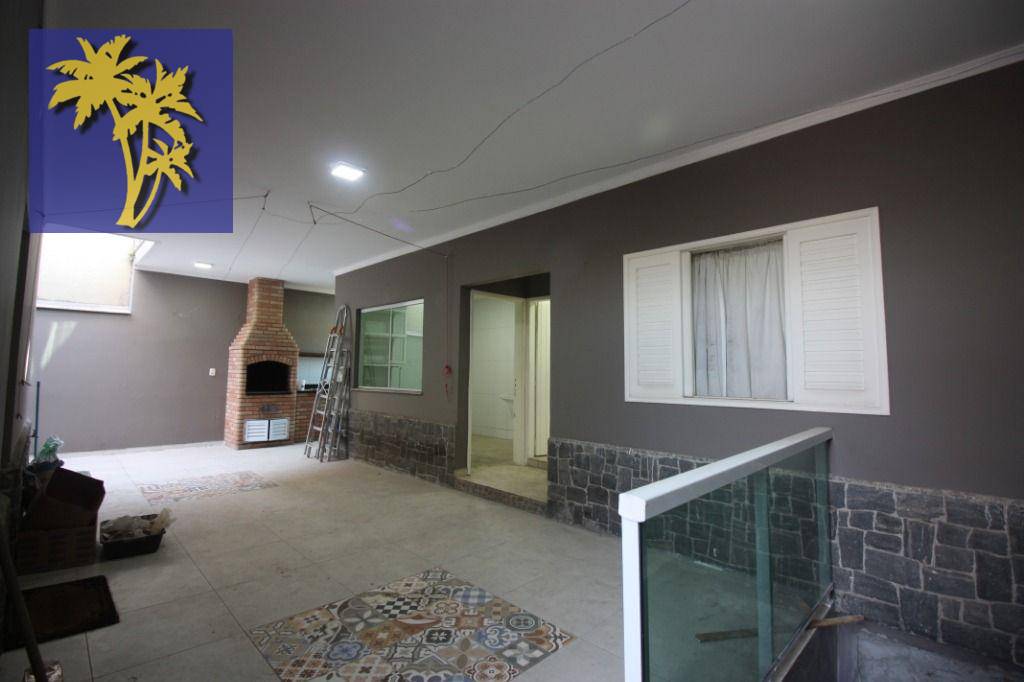 Casa para alugar com 3 quartos, 230m² - Foto 23