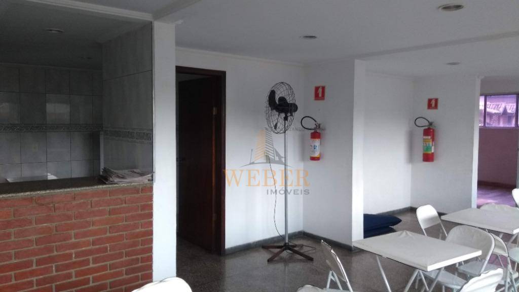 Apartamento à venda com 2 quartos, 55m² - Foto 36