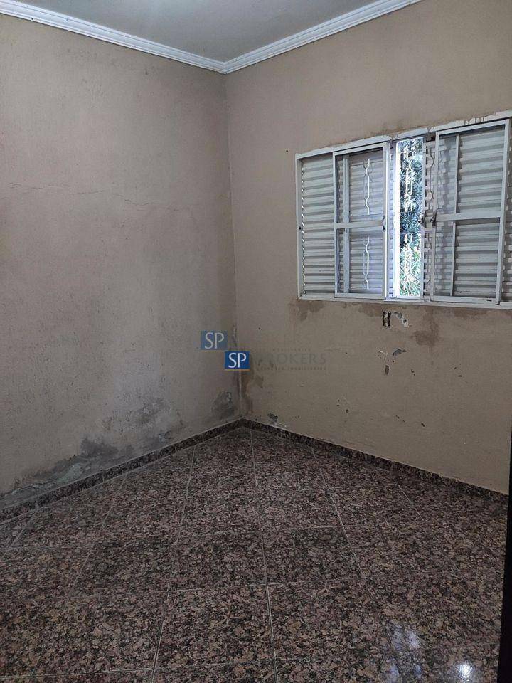 Casa à venda com 4 quartos, 240m² - Foto 20